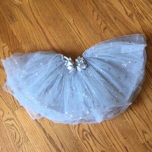 Like new gray tutu skirt